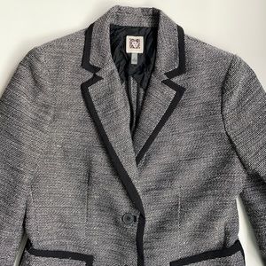 Lovely Anne Klein blazer